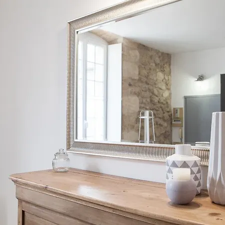 Augustins -petit Cocon Calme Et Lumineux Avec Parking Apartment *