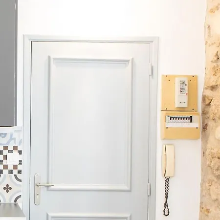 아파트 Augustins -petit Cocon Calme Et Lumineux Avec Parking 보르도