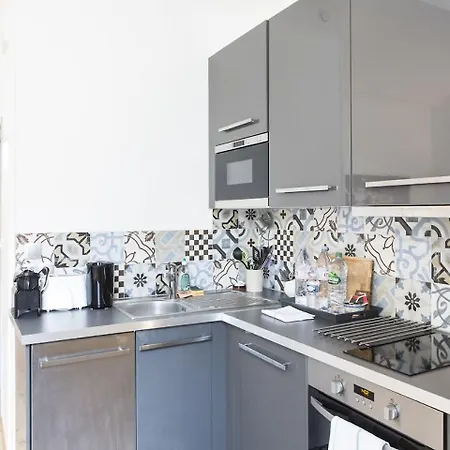 Augustins -petit Cocon Calme Et Lumineux Avec Parking Appartement *