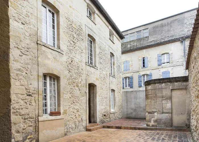 Augustins -petit Cocon Calme Et Lumineux Avec Parking Bordeaux