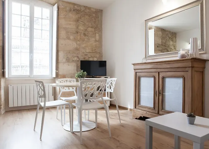 Augustins -petit Cocon Calme Et Lumineux Avec Parking شقة