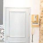 Apartamento Augustins -petit Cocon Calme Et Lumineux Avec Parking Burdeos