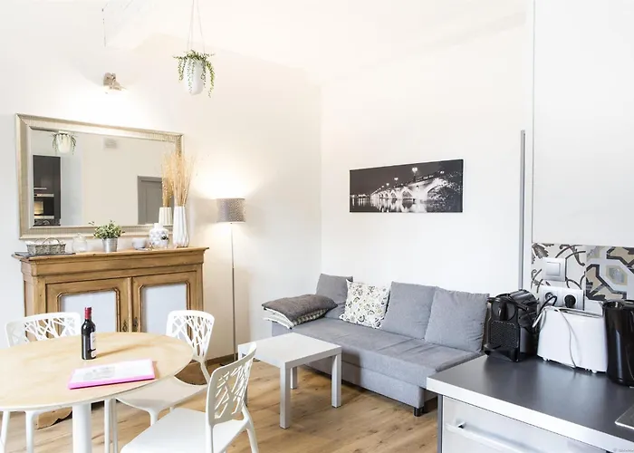 Apartament Augustins -petit Cocon Calme Et Lumineux Avec Parking Bordeaux